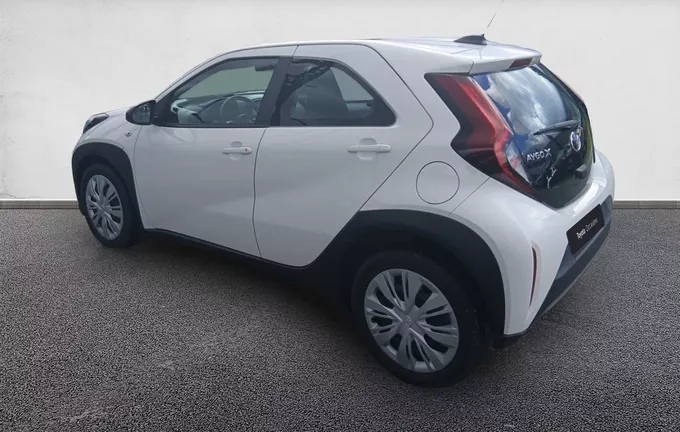 TOYOTA AYGO X 1.0 VVT-i 72 Dynamic extérieur trois quart arrière gauche 1103227