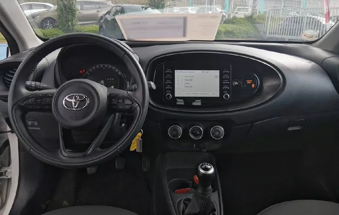 TOYOTA AYGO X 1.0 VVT-i 72 Dynamic photo 18 1103227