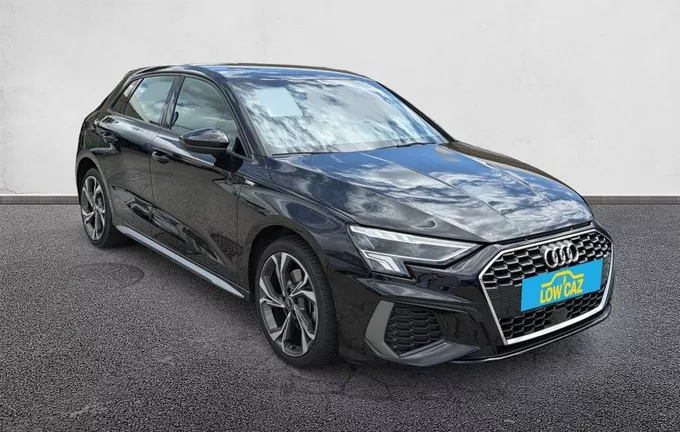 AUDI A3 Sportback 40 TFSIe 204 S tronic 6 S Line extérieur trois quart avant droit 213037