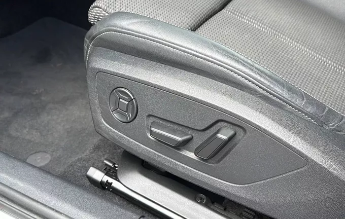 AUDI A3 Sportback 40 TFSIe 204 S tronic 6 S Line photo 20 213037