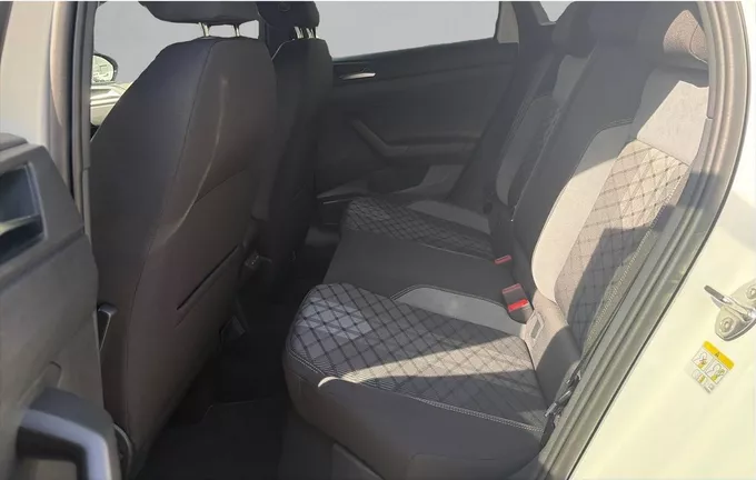VOLKSWAGEN TAIGO 1.0 TSI 116 DSG7 R-Line Edition extérieur arrière 3223