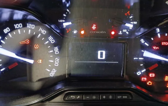 CITROEN C3 PureTech 83 S&S BVM5 C-Series extérieur arrière 946338