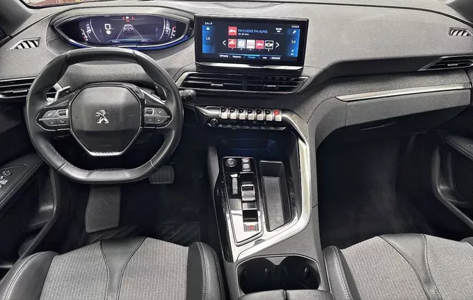 PEUGEOT 5008 BlueHDi 130ch S&S EAT8 Allure Pack photo 18 213049