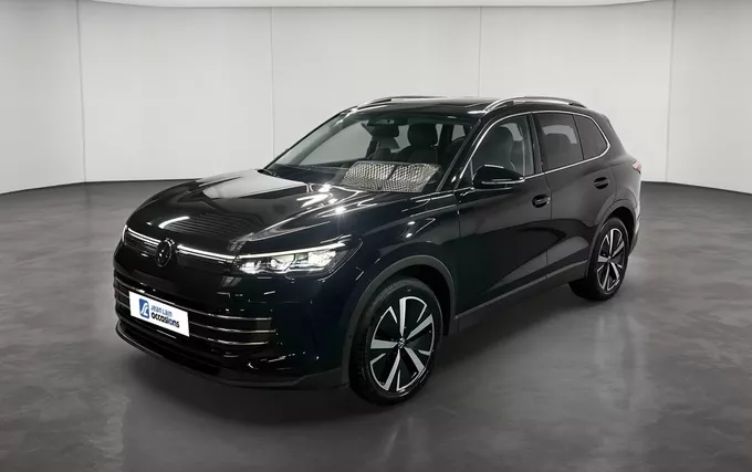 VOLKSWAGEN TIGUAN 1.5 eTSI 150ch DSG7 Elegance extérieur trois quart avant gauche 2133060