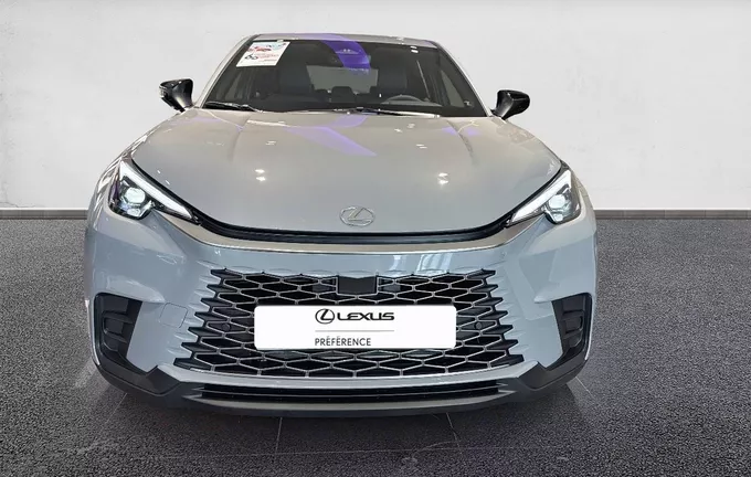 LEXUS LBX 2WD Business Plus extérieur avant 127732