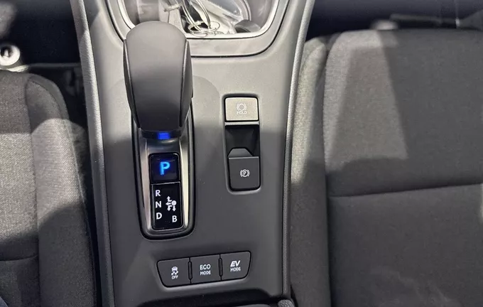 LEXUS LBX 2WD Business Plus photo 13 127732