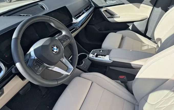 BMW X1 sDrive 18i 136ch DKG7 xLine photo 11 2129004