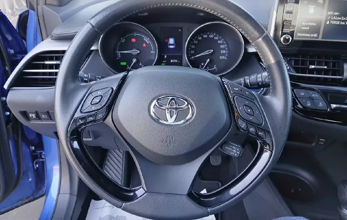 TOYOTA C-HR Hybride 122h Dynamic photo 12 1103878