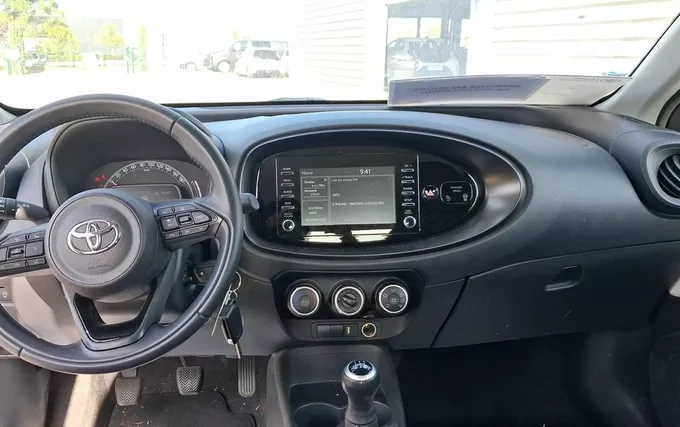 TOYOTA AYGO X 1.0 VVT-i 72 Dynamic photo 14 1103833