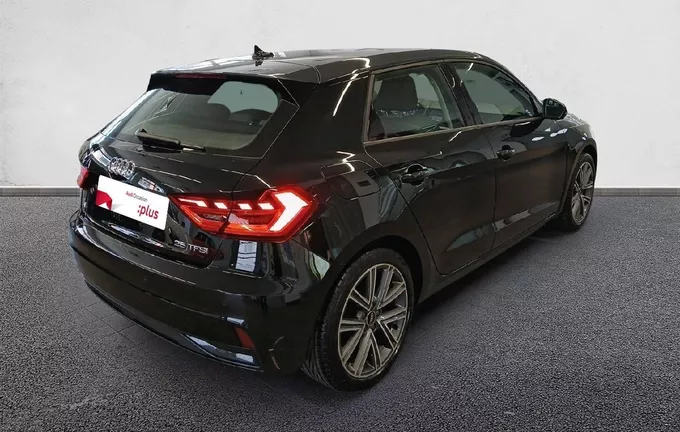 AUDI A1 Sportback 25 TFSI 95 ch BVM5 Advanced extérieur trois quart arrière droit 2127156