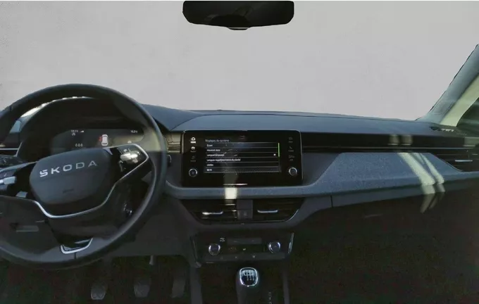 SKODA KAMIQ 1.0 TSI Evo 2 116 ch BVM6 Selection extérieur trois quart avant droit 2125800