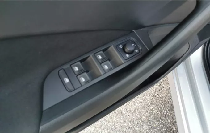 SKODA KAMIQ 1.0 TSI Evo 2 116 ch BVM6 Selection photo 17 2125800