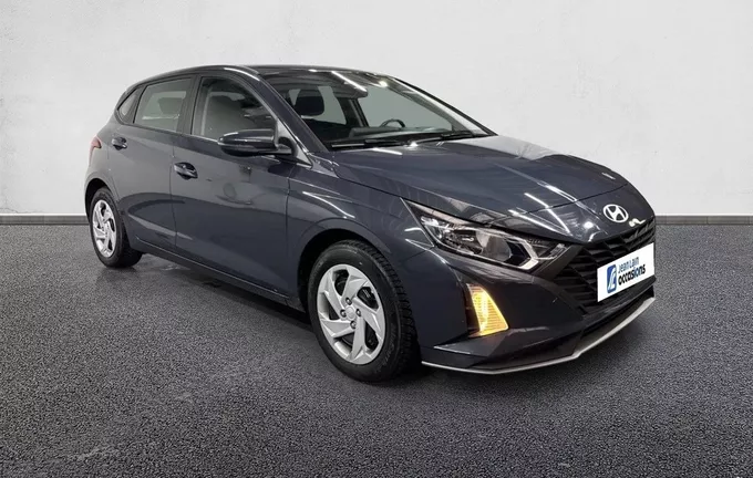 HYUNDAI I20 1.2 79 Initia extérieur trois quart avant droit 13465
