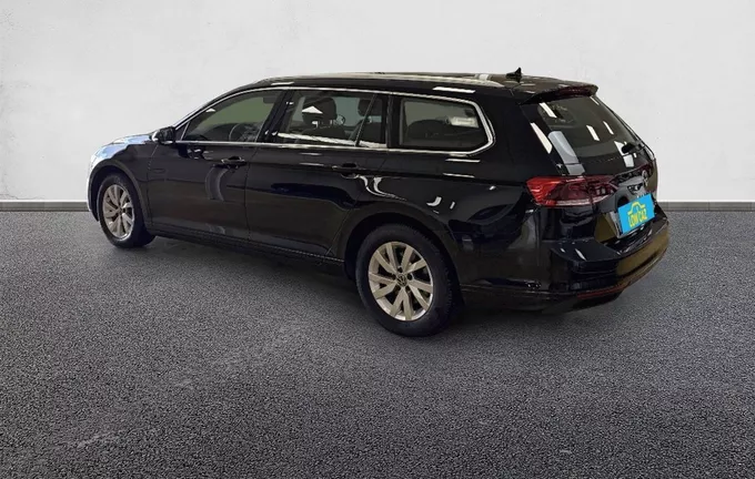 VOLKSWAGEN PASSAT SW 1.5 TSI ACT OPF 150 DSG7 Life Plus extérieur trois quart arrière gauche 213008