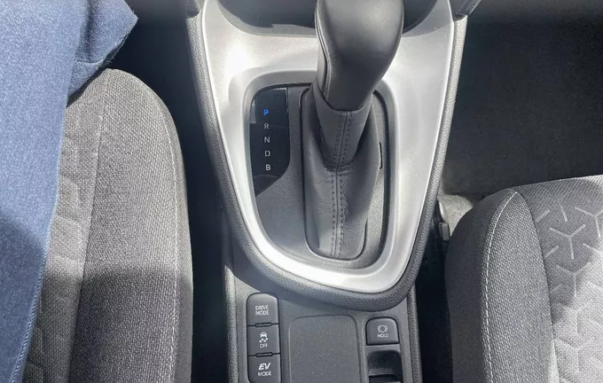 TOYOTA YARIS CROSS Hybride 116h 2WD Design photo 13 1103433