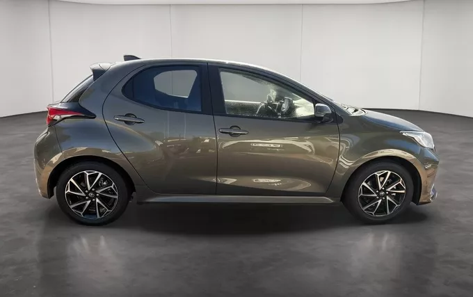 TOYOTA YARIS Hybride 116h Design extérieur côté droit 1104039