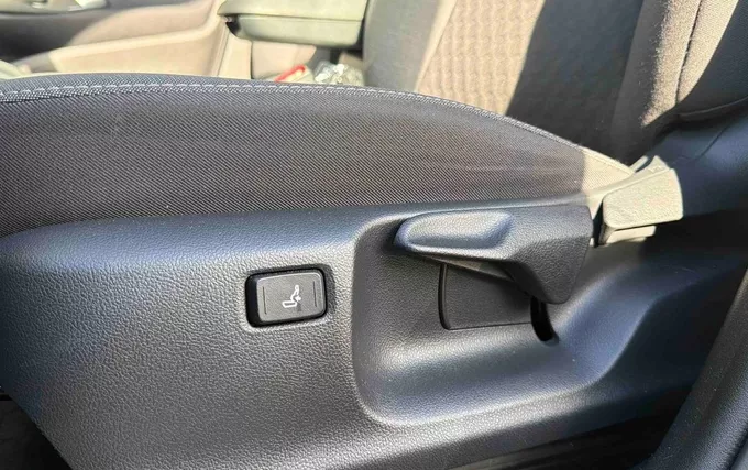TOYOTA YARIS Hybride 116h Design photo 21 1104039