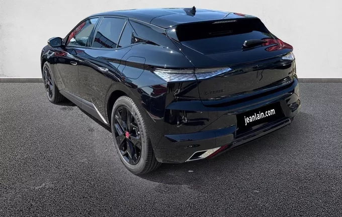 DS DS4 DS 4 Hybride E-Tense 225 EAT8 Performance Line extérieur trois quart arrière gauche 000420