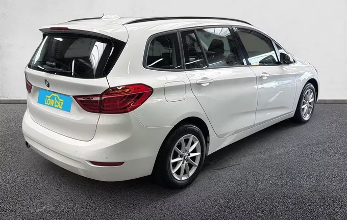 BMW SERIE 2 Gran Tourer 216d 116 ch Lounge extérieur trois quart arrière droit 213292