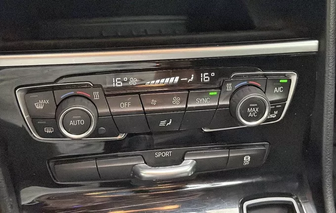 BMW SERIE 2 Gran Tourer 216d 116 ch Lounge photo 14 213292