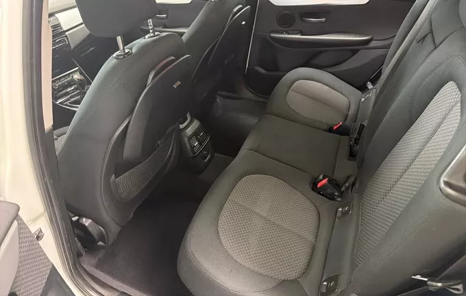 BMW SERIE 2 Gran Tourer 216d 116 ch Lounge photo 17 213292