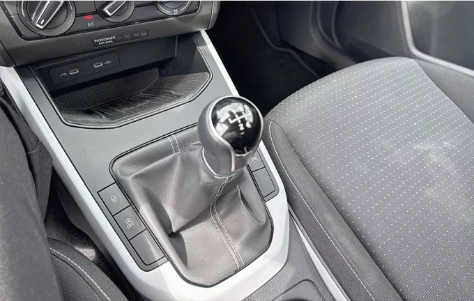 SEAT ARONA 1.0 TSI 95 ch Start/Stop BVM5 Copa photo 16 2129575