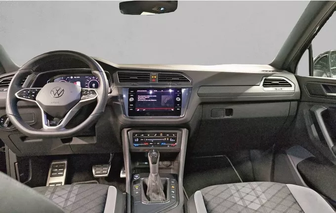 VOLKSWAGEN TIGUAN 1.4 eHybrid 245ch DSG6 R-Line extérieur trois quart avant droit 2130930