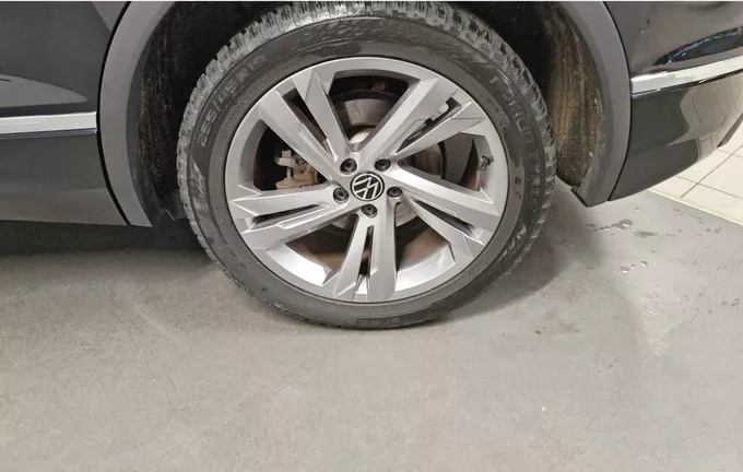 VOLKSWAGEN TIGUAN 1.4 eHybrid 245ch DSG6 R-Line photo 12 2130930