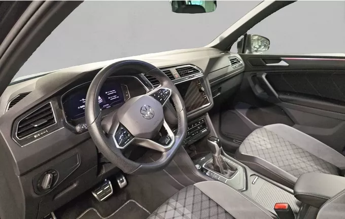 VOLKSWAGEN TIGUAN 1.4 eHybrid 245ch DSG6 R-Line photo 13 2130930
