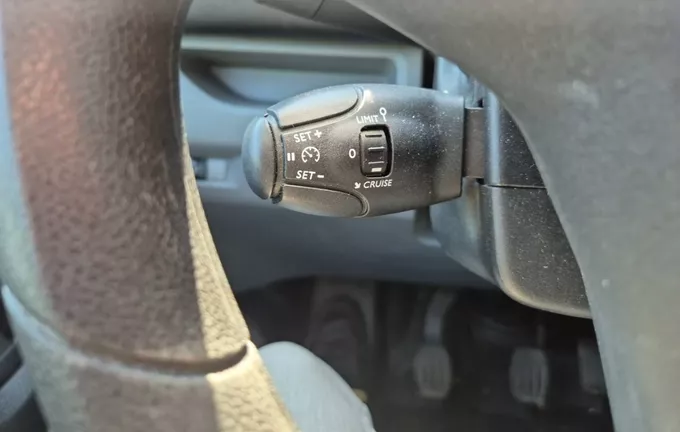 TOYOTA PROACE Verso Medium 120 D-4D BVA8 Dynamic photo 19 1103537