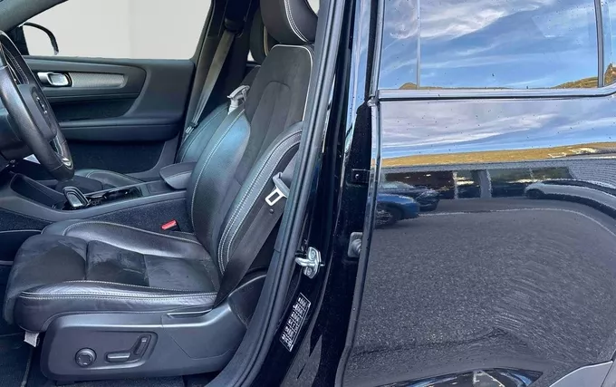 VOLVO XC40 P8 Recharge AWD 408 ch 1EDT photo 11 2132660