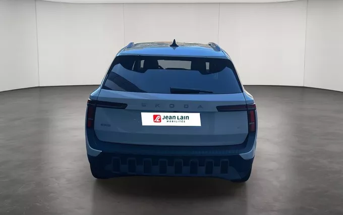 SKODA EPIQ Batterie 55 Clever extérieur arrière 17500