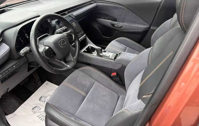LEXUS LBX 2WD Cool photo 11 1103386