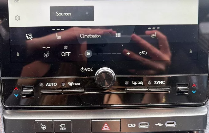 LEXUS LBX 2WD Cool photo 14 1103386