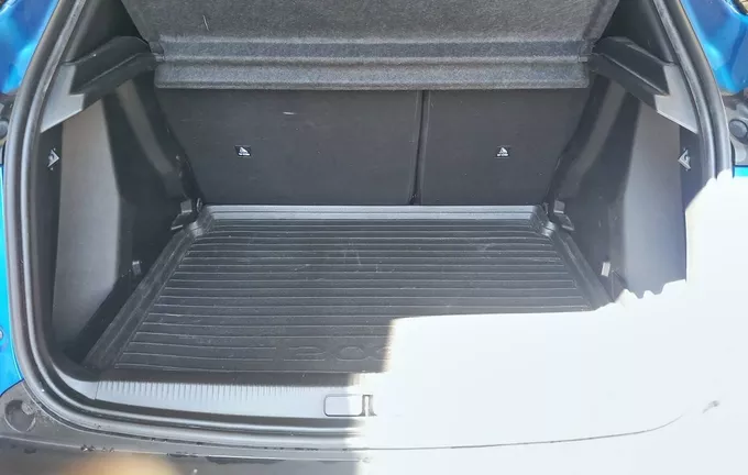 PEUGEOT 2008 PureTech 130 S&S EAT8 Allure Pack extérieur arrière 946147