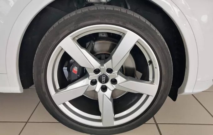 AUDI SQ5 3.0 V6 TDI 347 Tiptronic 8 Quattro photo 9 560673