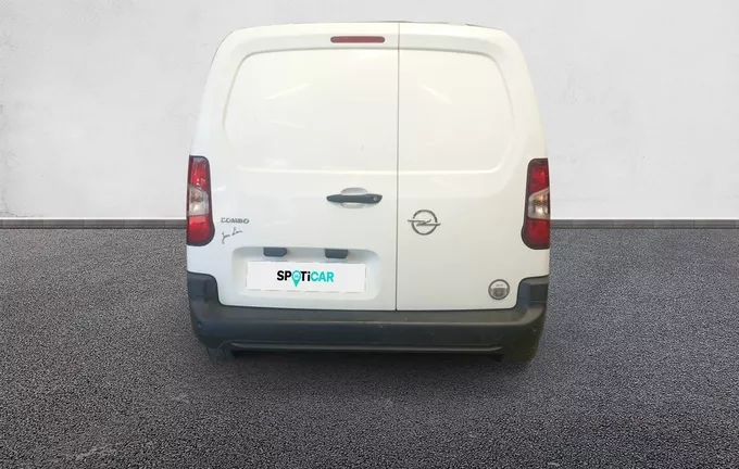 OPEL COMBO CARGO 1.5 100 CH S/S L1H1 BVM5 STANDARD PACK CLIM extérieur trois quart arrière droit 945916