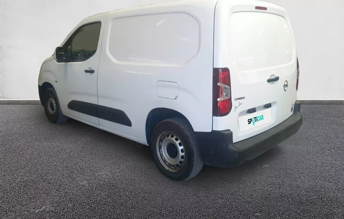 OPEL COMBO CARGO 1.5 100 CH S/S L1H1 BVM5 STANDARD PACK CLIM extérieur trois quart arrière gauche 945916