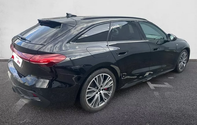 AUDI A5 Avant TDI Hybride 204 ch S tronic 7 S line extérieur trois quart arrière droit 2125093