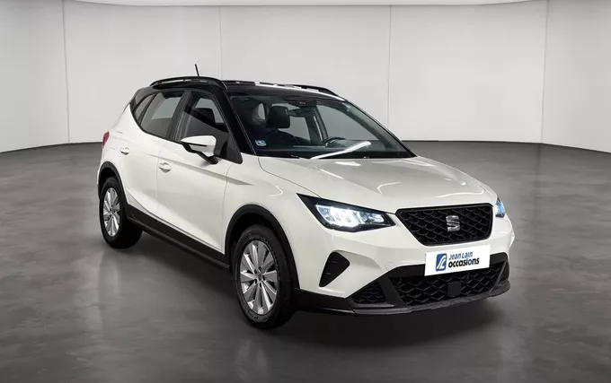 SEAT ARONA 1.0 TSI 110 ch Start/Stop DSG7 Style Business extérieur trois quart avant droit 2131980