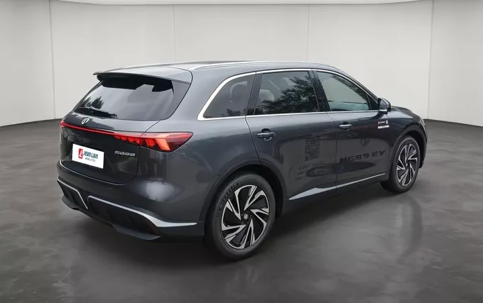 MG MGS6 EV MGS6 EV Luxury extérieur trois quart arrière droit 9907