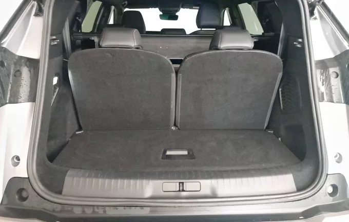 PEUGEOT 5008 Hybrid 136 e-DCS6 Allure extérieur arrière 944188