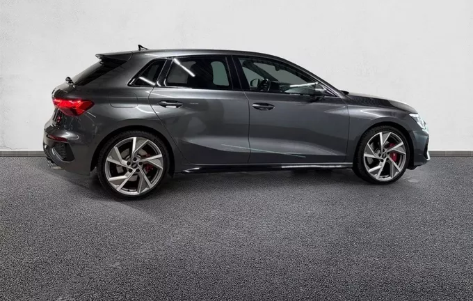 AUDI S3 Sportback TFSI 310 S tronic 7 Quattro extérieur côté droit 2128823