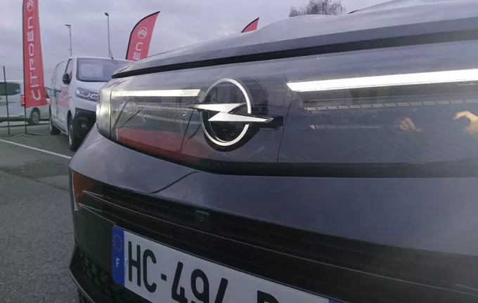 OPEL GRANDLAND 1.2 Turbo Hybrid 145 ch e-DCT6 GS photo 22 944203