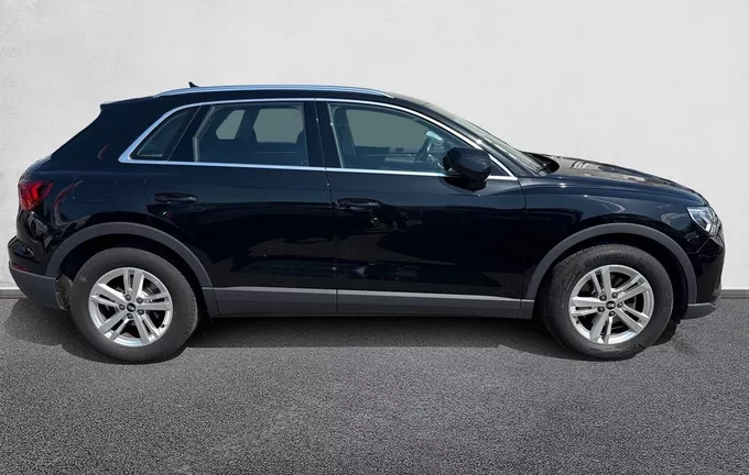 AUDI Q3 35 TDI 150 ch S tronic 7 Business line extérieur côté droit 2129166