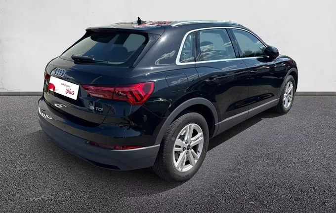 AUDI Q3 35 TDI 150 ch S tronic 7 Business line extérieur trois quart arrière droit 2129166