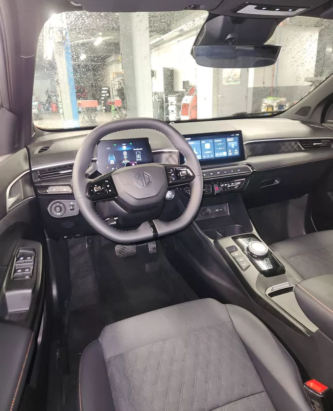 MG MG3 1.5 L Hybrid+ 195 ch Luxury extérieur arrière 6397