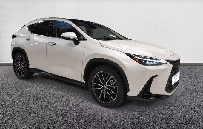 LEXUS NX 450h+ 4WD Hybride Rechargeable Executive extérieur trois quart avant droit 76205