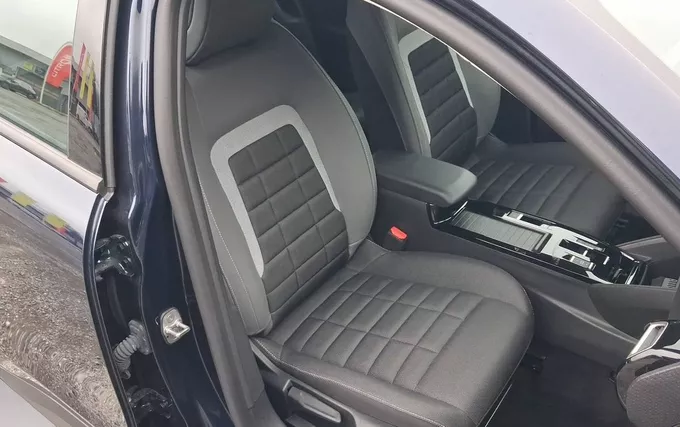 CITROEN C4 Hybride 136 e-DCS6 Plus photo 18 946704
