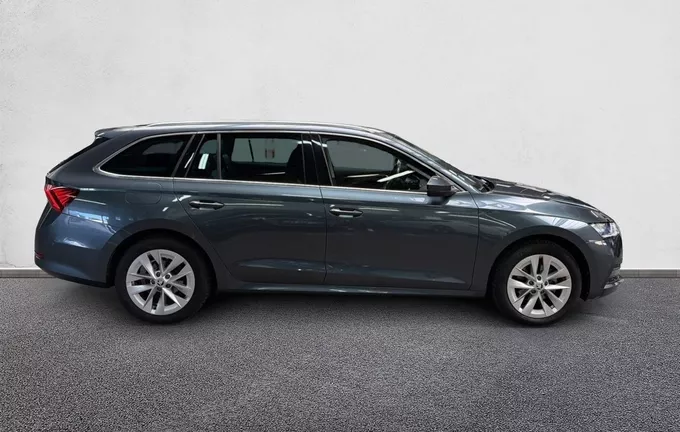 SKODA OCTAVIA Combi 2.0 TDI 150 ch DSG7 Style extérieur côté droit 213147